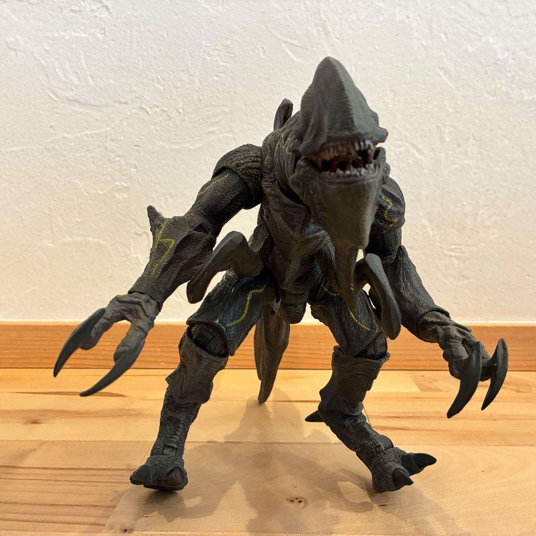 超レア‼️NECA ネカ パシフィックリム ムタヴォア