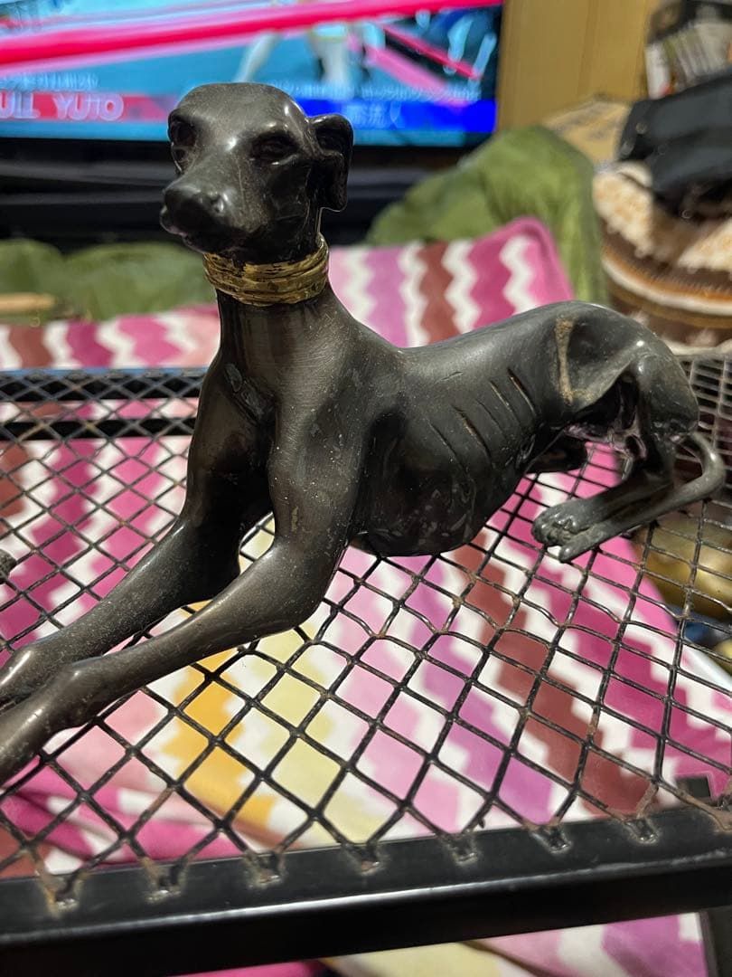 犬 グレイハウンドのブロンズ？置物2体セット