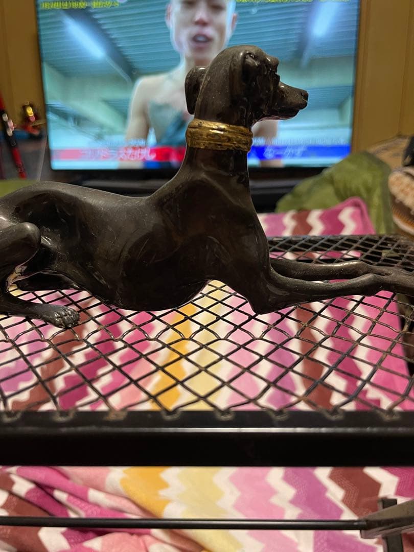 犬 グレイハウンドのブロンズ？置物2体セット