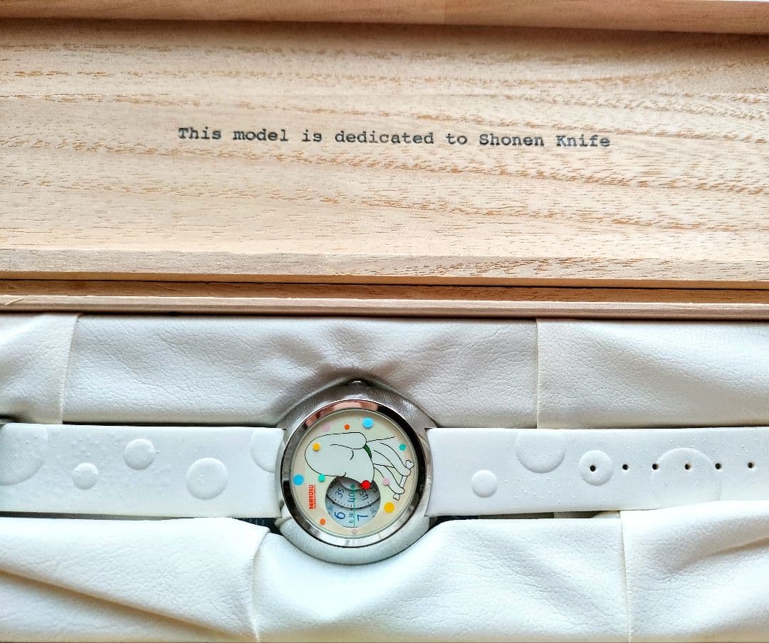 奈良美智　腕時計　Lonesome Puppy Watch　ジャンク品　※未使用