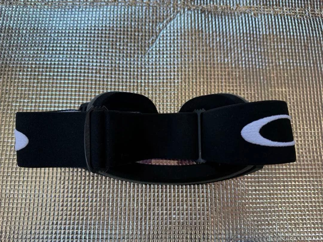 Oakley ゴーグル パープルレンズ 収納ケース付き