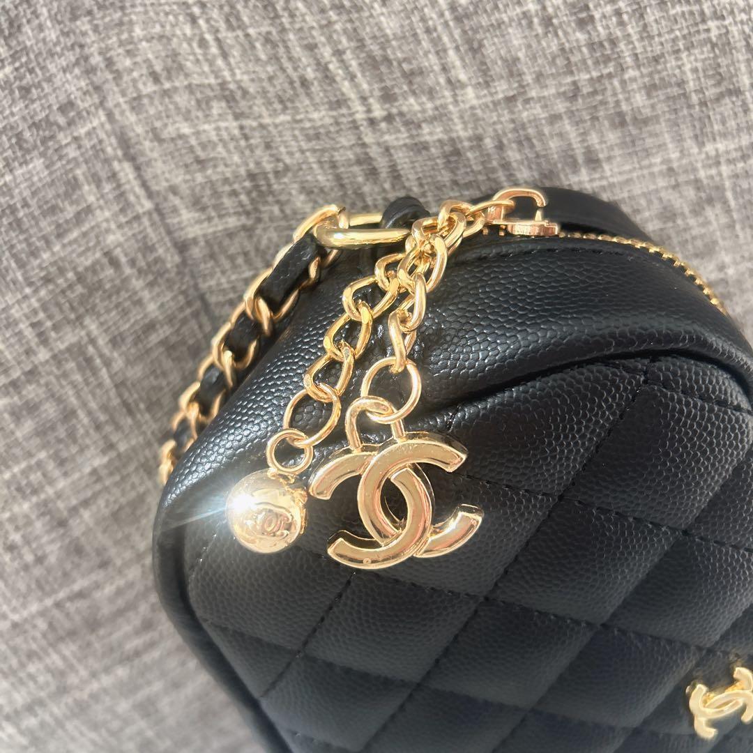 CHANEL チェーンショルダーバッグ ノベルティ