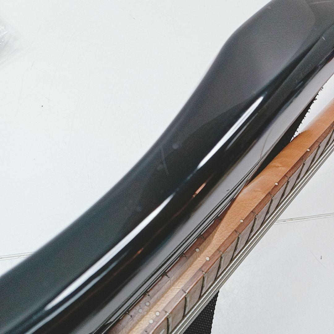 P493 フェルナンデス ベース