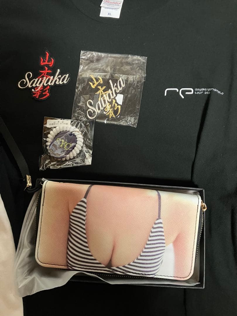 送料込限界値値下！山本彩さん推しグッズ財布パーカーなどセット売りのみXL 新品