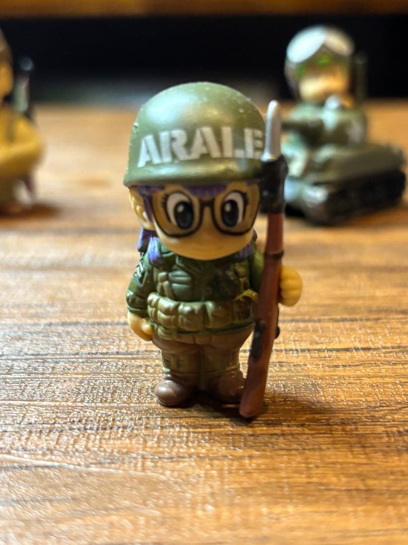 ドクタースランプ　ミリタリーコスチュームフィギュアDr.スランプアラレちゃん