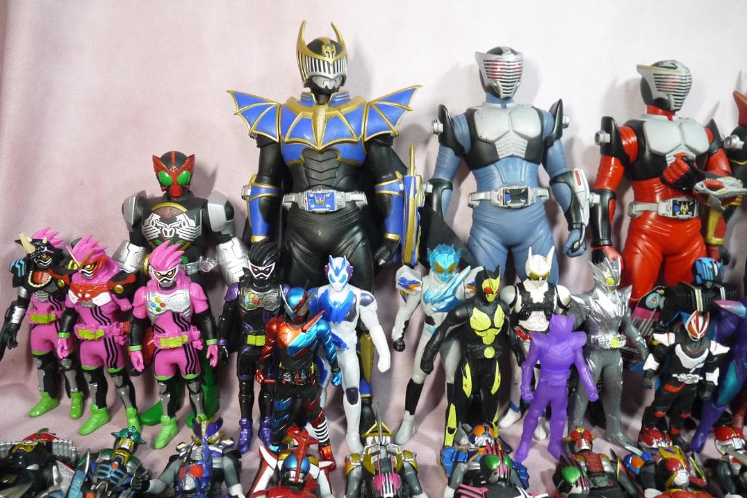 レジェンドライダーシリーズ　ビッグサイズソフビフィギュア　132体