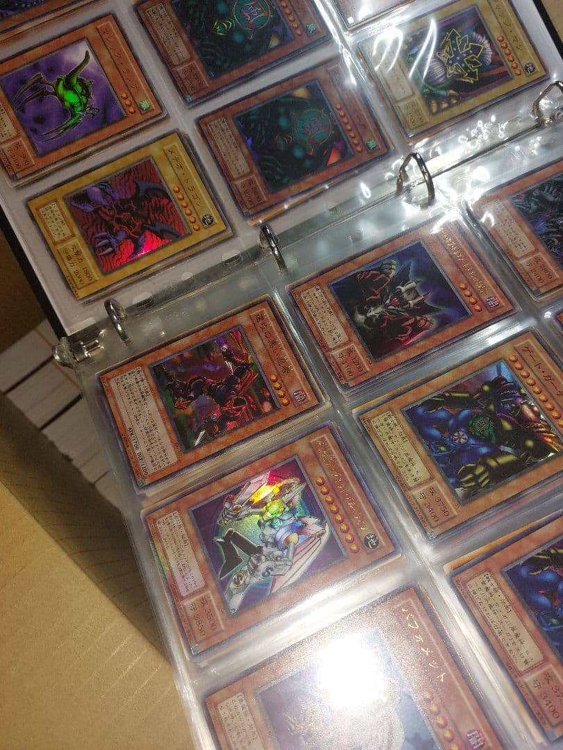 トレカ類約13kg まとめ　ポケモンカード　遊戯王 　カードダス　等