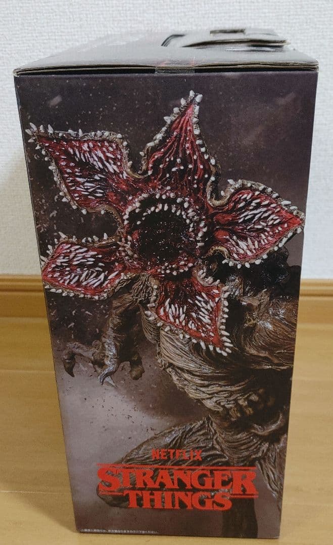 ら*ら様 一番くじ　STRANGER THINGS デモゴルゴン ラストワン賞