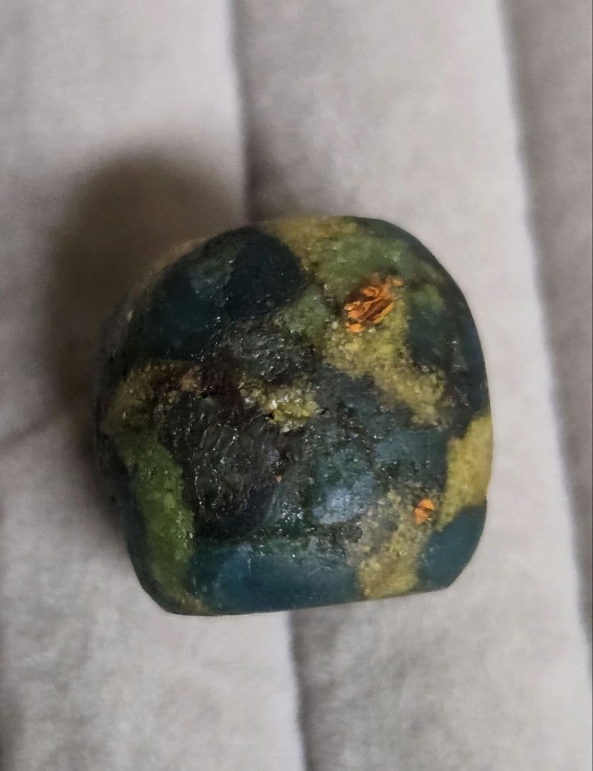 009　ビーズ　古代ジャワ玉　ジャワ島東部で出土　！