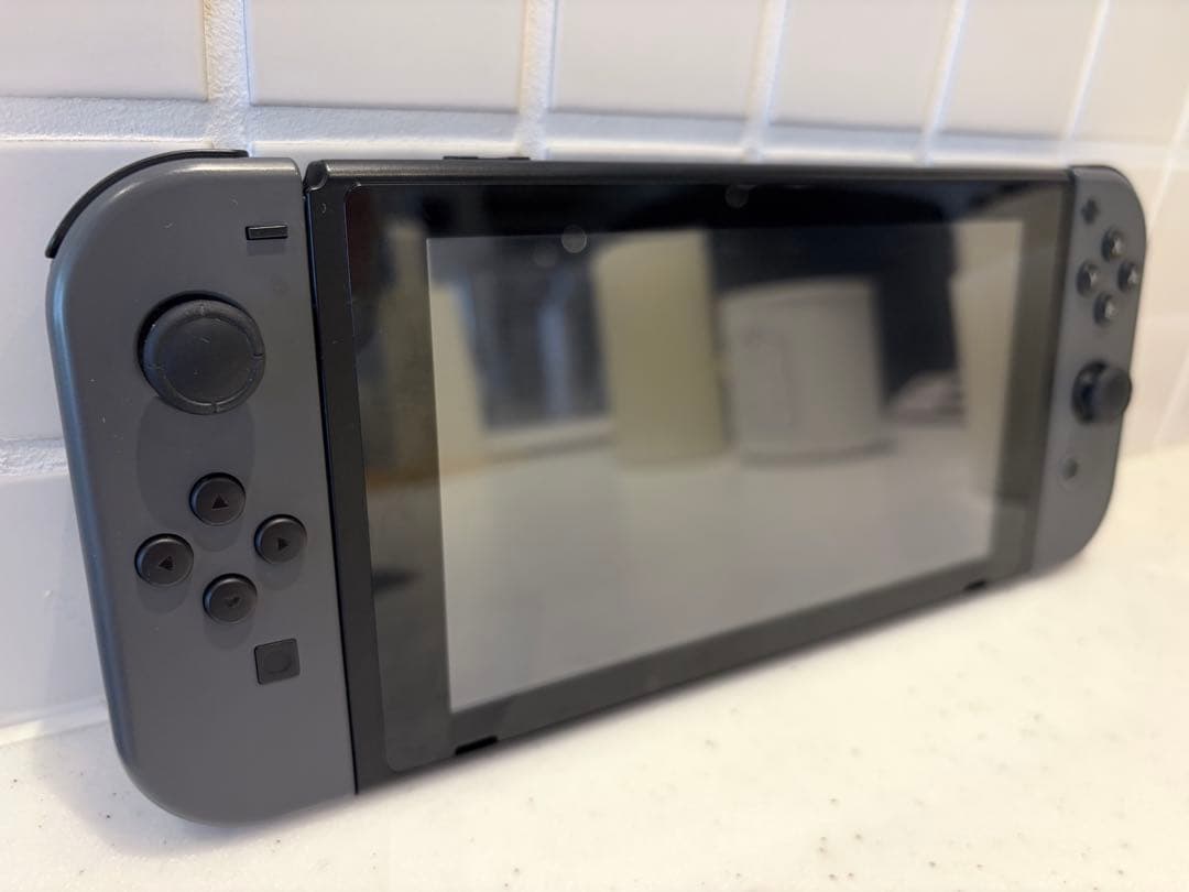 【美品】Nintendo Switch 本体 グレー 付属品あり