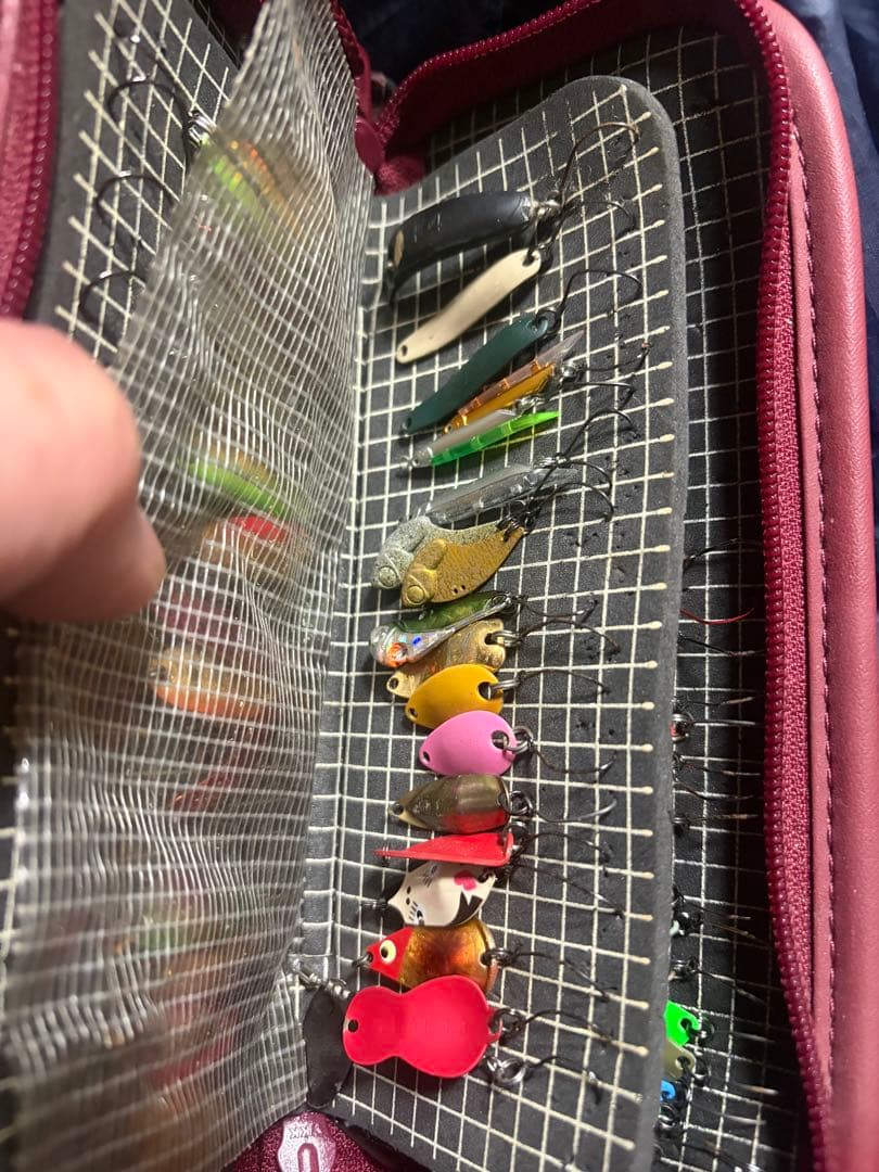 ルアーウォレット 二種 渓流ルアー多数付属