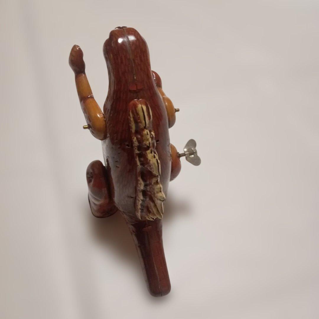 ビリケン製ブリキのゴジラ