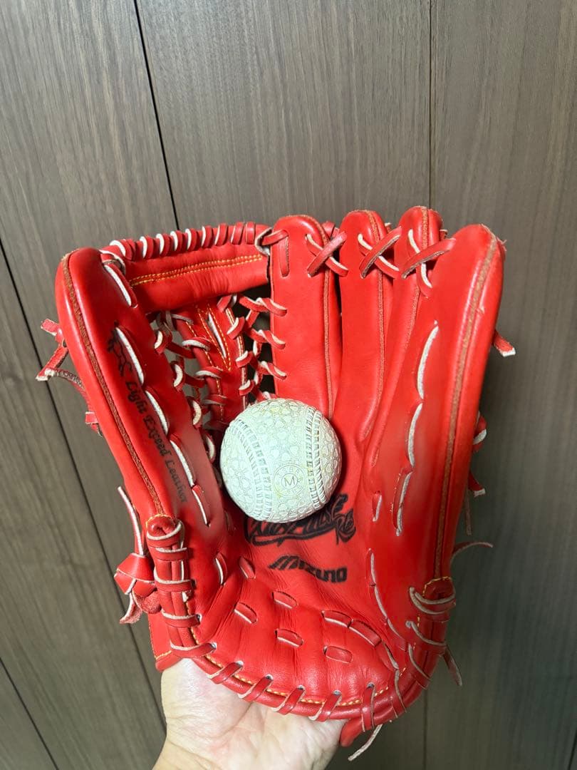 ミズノ 赤 軟式野球用グローブ