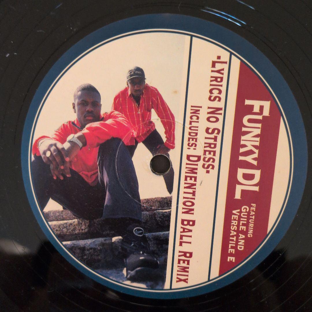 ほぼ新品!! Funky DL / Lyrics No Stress