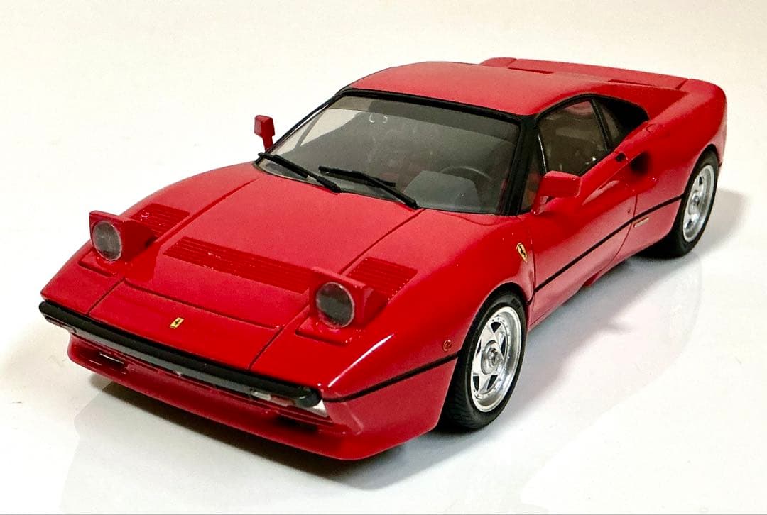 フジミ1/24フェラーリ 288GTO完成品です。