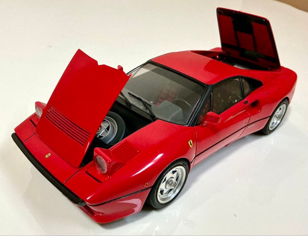 フジミ1/24フェラーリ 288GTO完成品です。