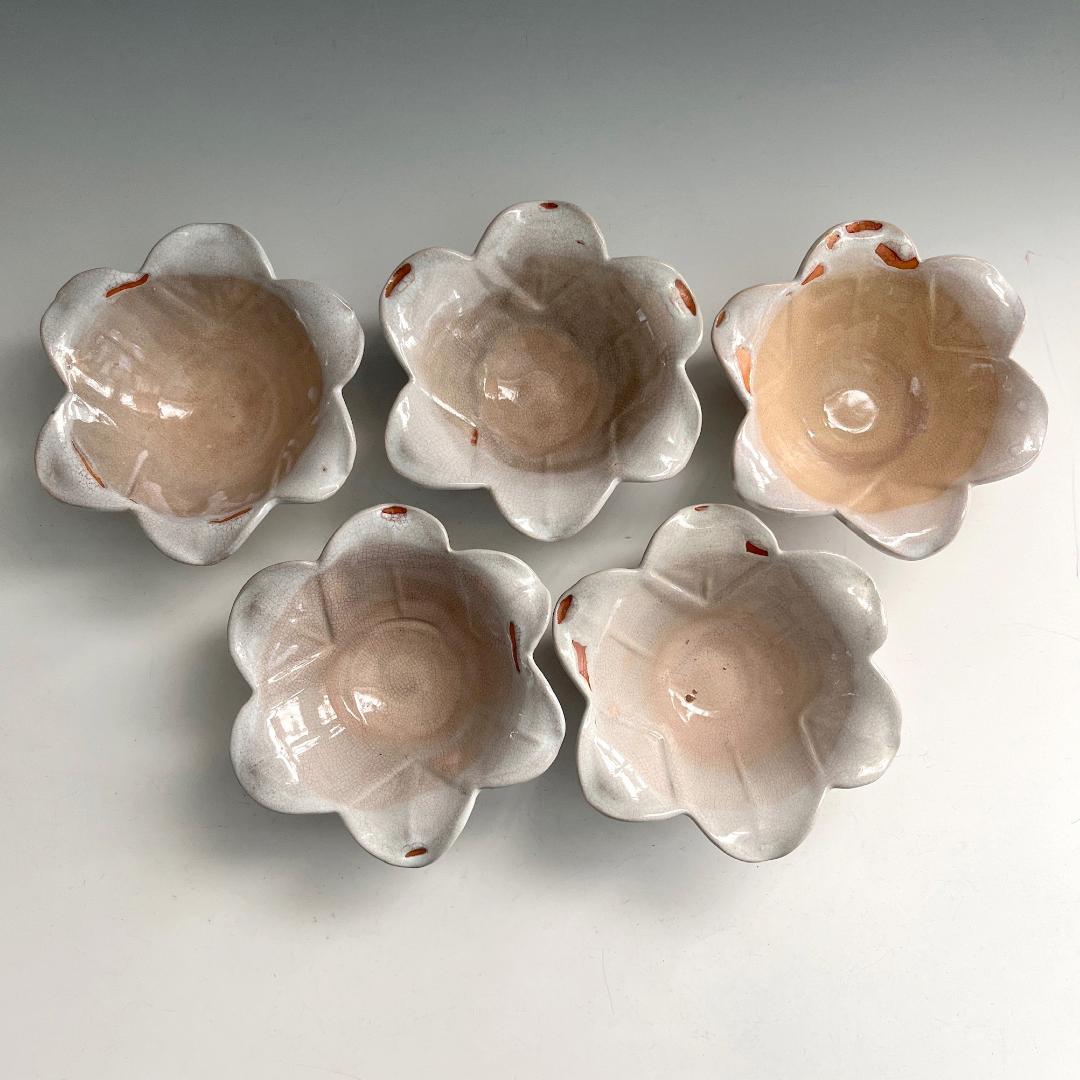 タ*カ様 萩焼 11客 菓子鉢 萩 輪花 百合花形向付 皿 茶道具 煎茶