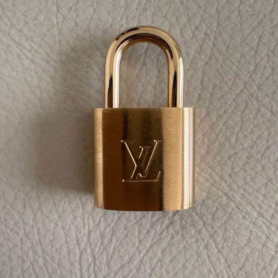 【新品未使用】【正規品】 ルイヴィトン 南京錠 パドロック カデナ304