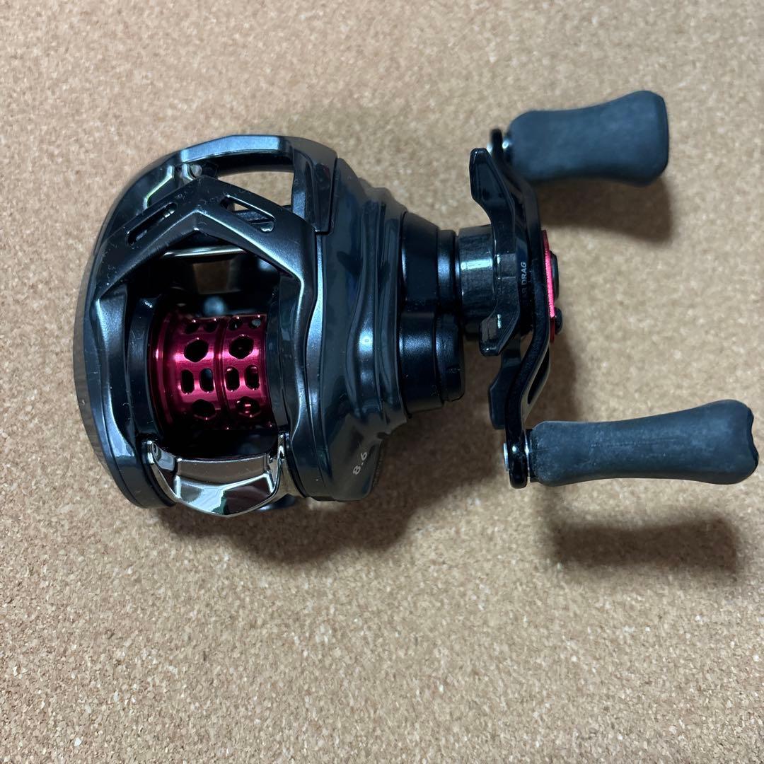 リール 20DAIWA ALPHAS AIR TW 8.6R
