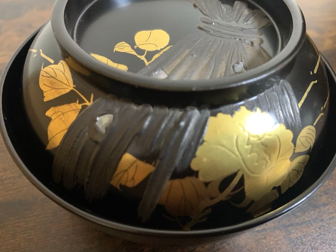 沈金蒔絵　木製漆塗吸物椀10客　時代物　お椀　汁椀　貝細工　芍薬　結び切り