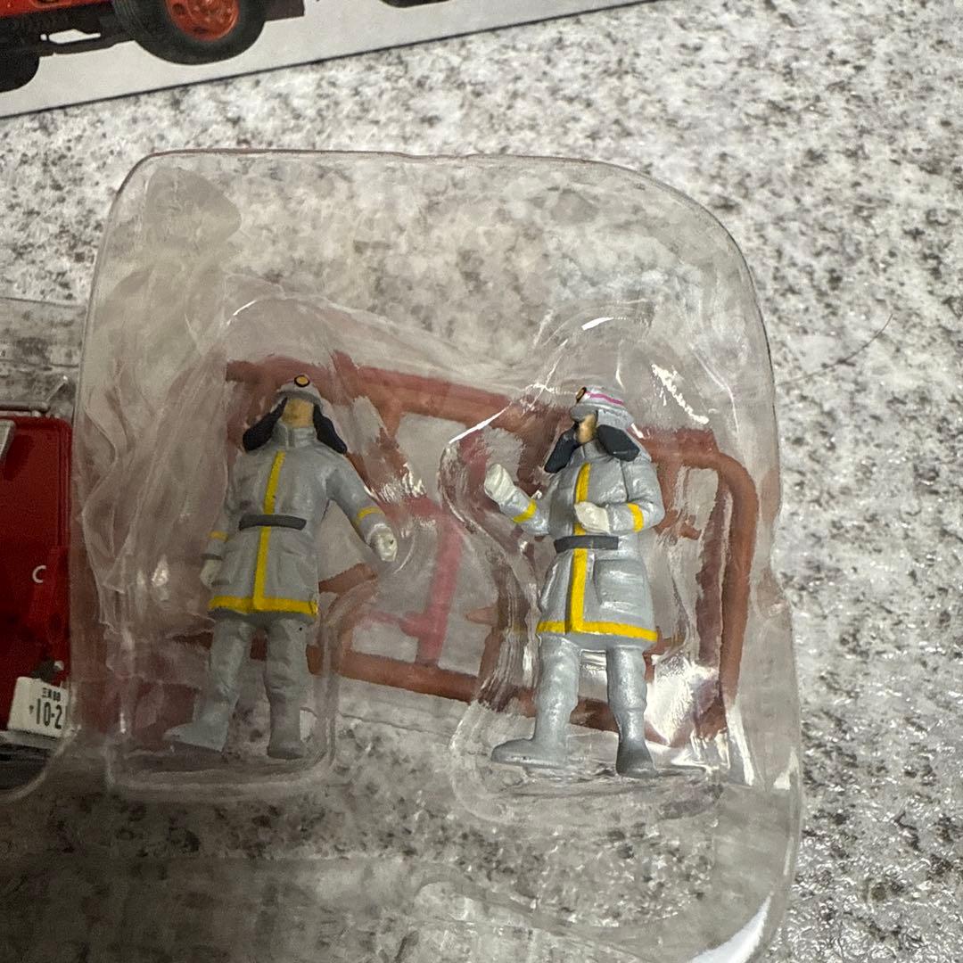 サ*カ様 トミカリミテッドヴィンテージネオ　￼はしご付き消防車＆化学消防車