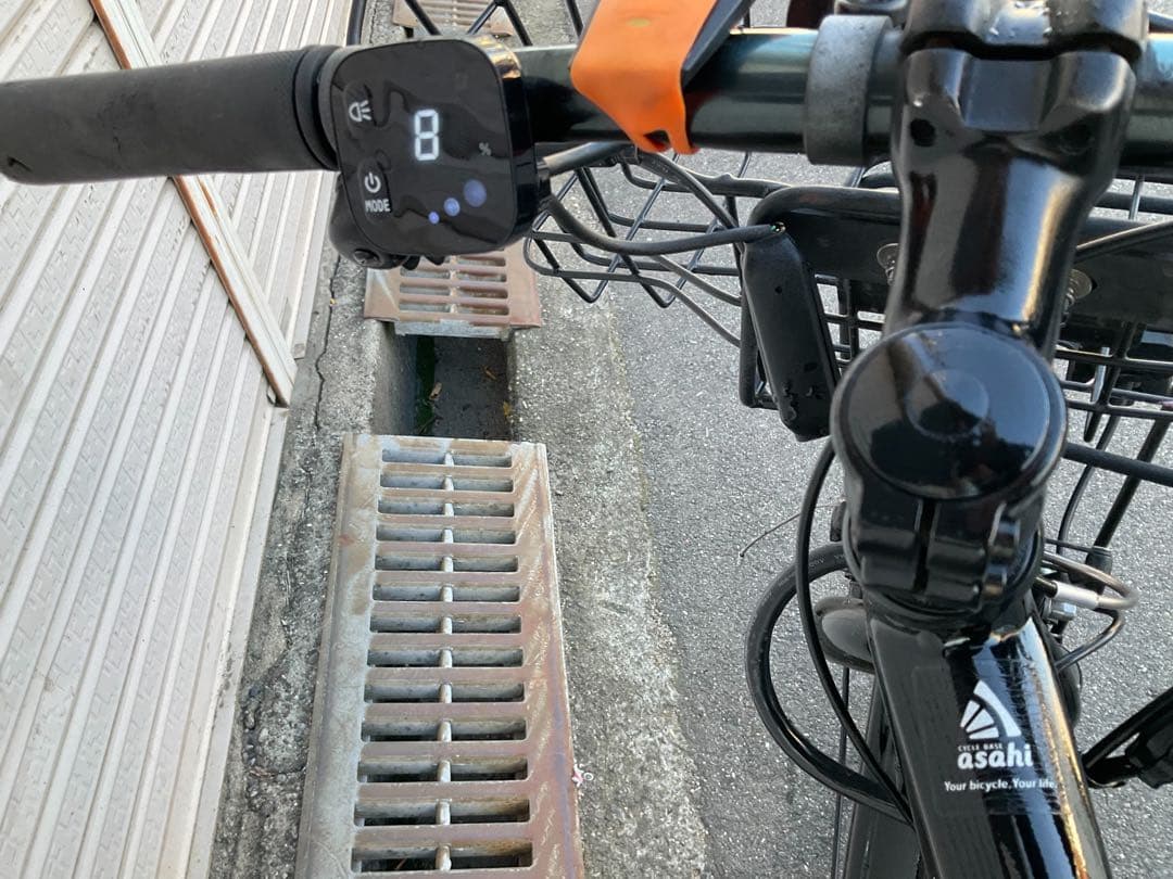 ブリヂストン最新機種電動アシスト自転車TB1、27インチブラックアルミボディー