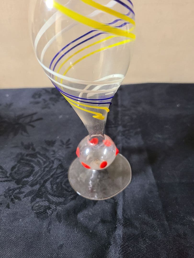 アンティークビミニガラスの花瓶