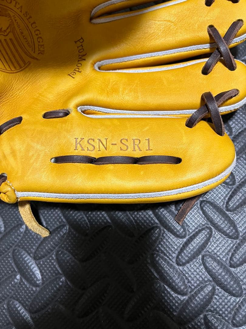 だい様　スラッガー KSN-SR1 軟式グローブ 右投げ用