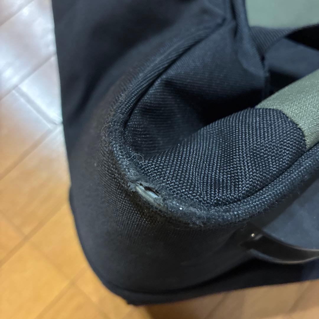 F2 スキー、スノーボード遠征用バッグ　ブラック・オリーブグリーン