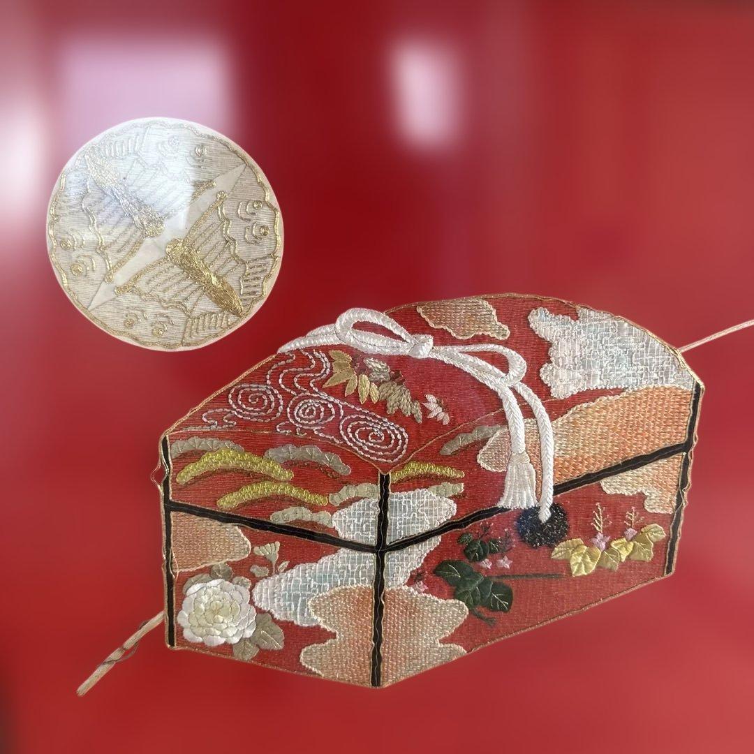 和風刺繍アート 赤い背景の箱掛け壁画飾り掛け絵純手作り刺繍
