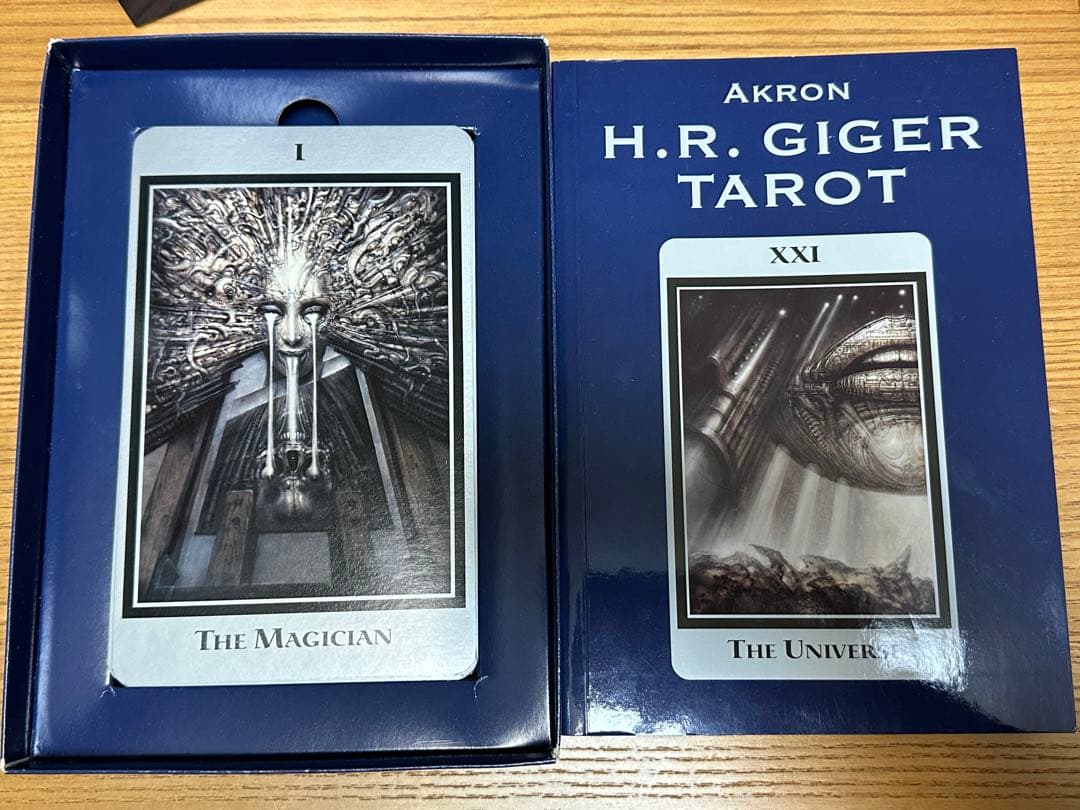 H.R.GIGER TAROT アクロン・タロット　H.R.ギーガー