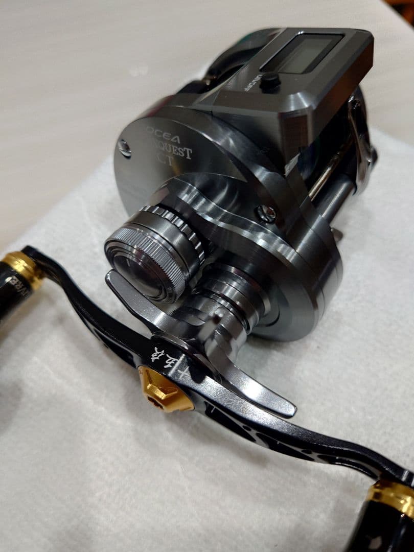 オシアコンクエストCT300HG×LIVRE CRANK110限定ハンドル付き