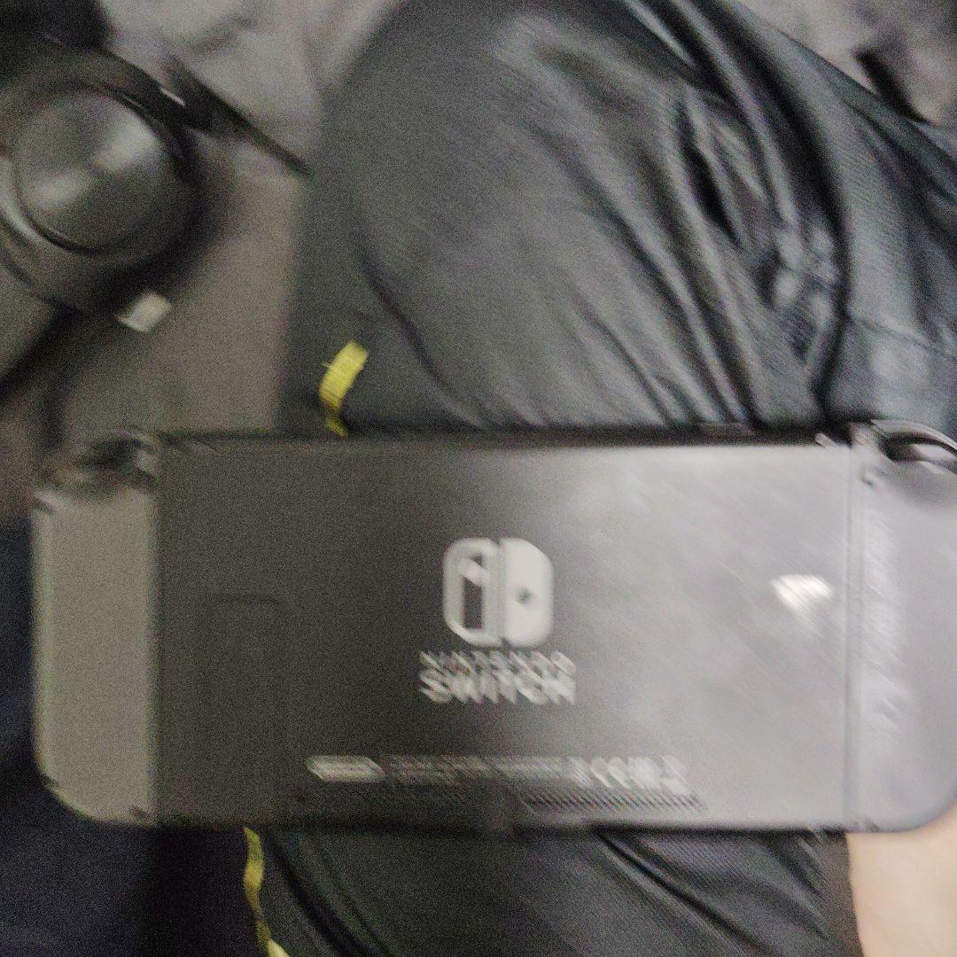 Nintendo Switch 本体と付属品