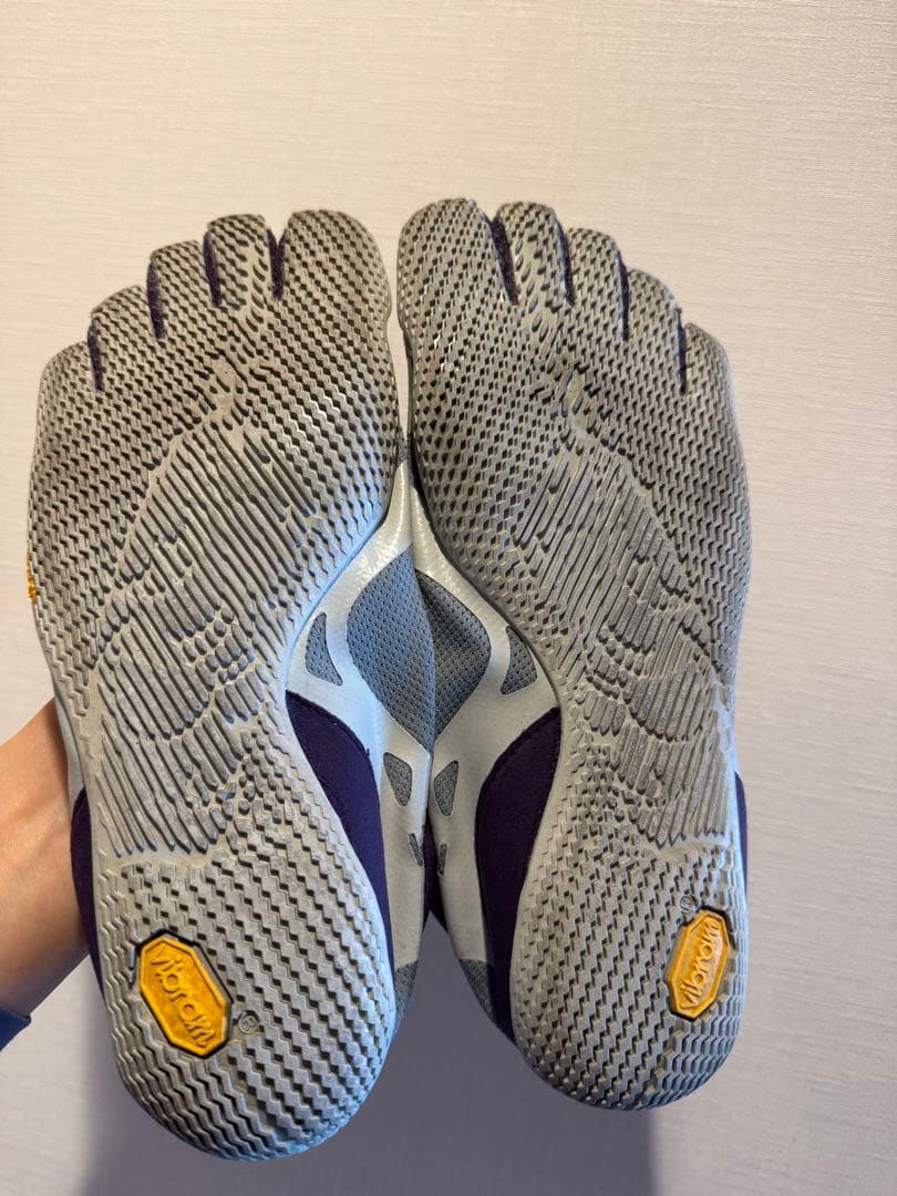 Vibram KSOEVO 5本指の靴 Grey/Purple 25cm