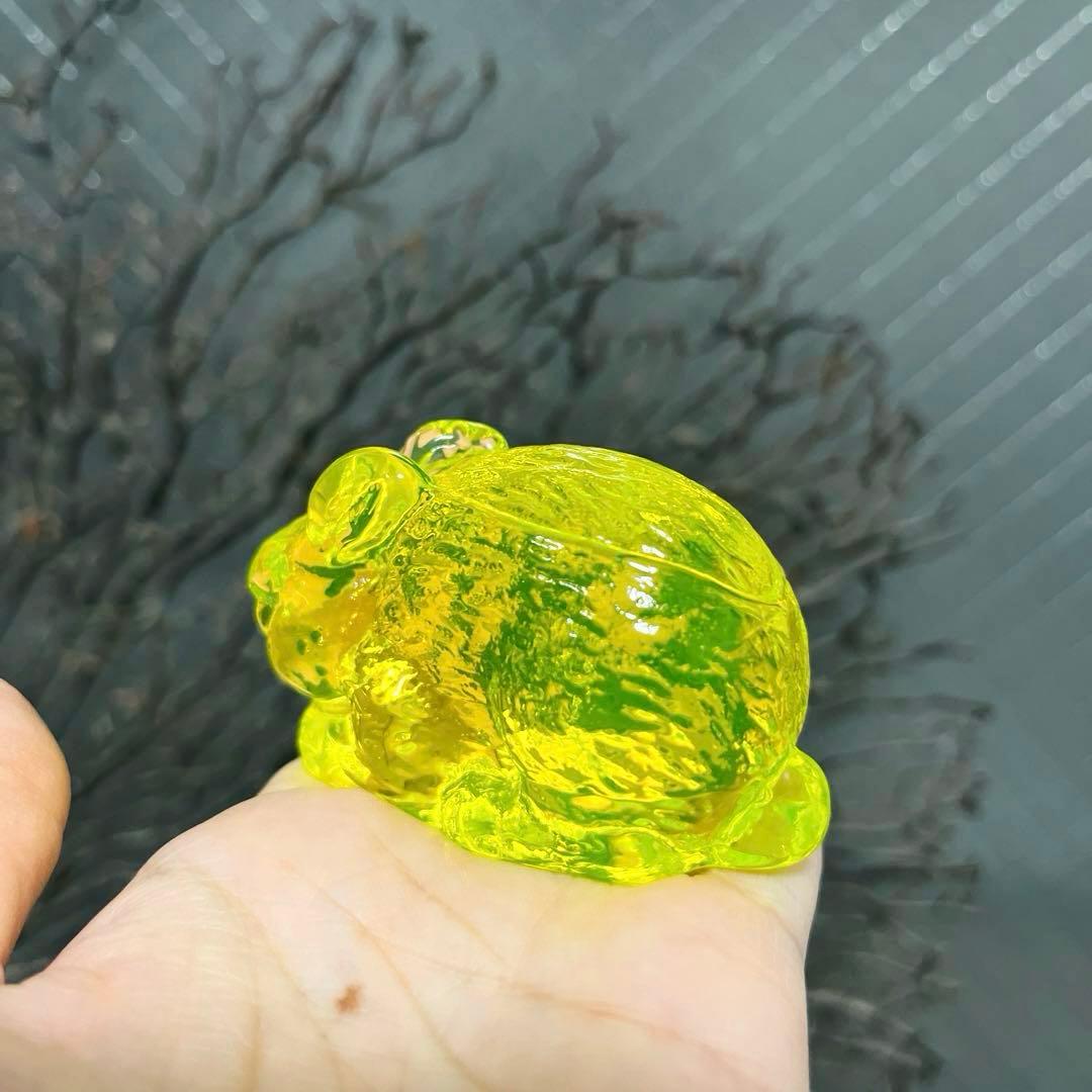 骨董　時代ガラス　プレス磨りガラス　兎　フィギュリン　文鎮　ウランガラス