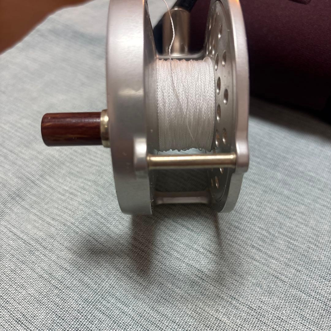 ハウス・オブ・ハーディ製　BOUGLE フライリール