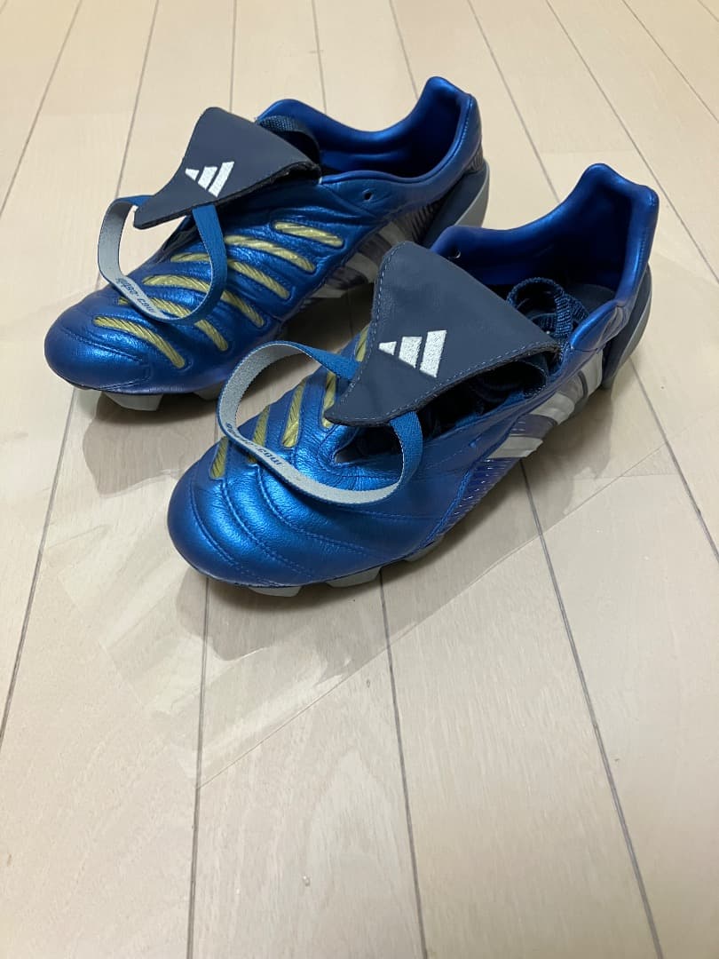 し*ゅ様 アディダス プレデターパルス 26.0cm タグ無し新品・未使用