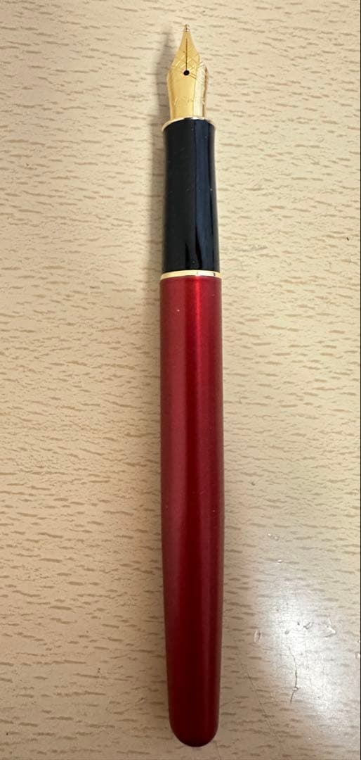 【おまけ付き】パーカー　万年筆　レッド