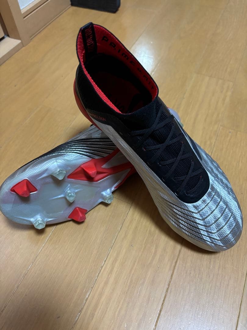 adidas プレデター19.1 FG/AG シルバー 25.0cm