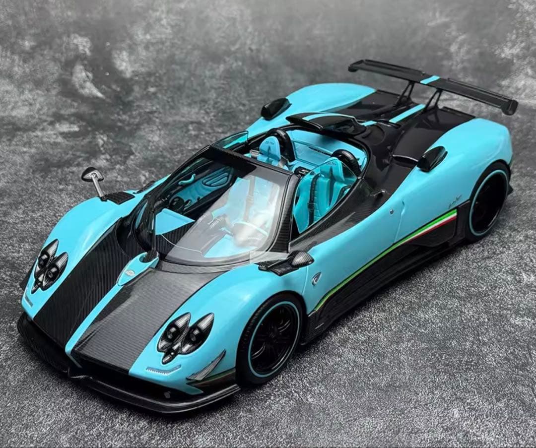 Pagani Zonda Uno 1/18 スケールモデルミニカー