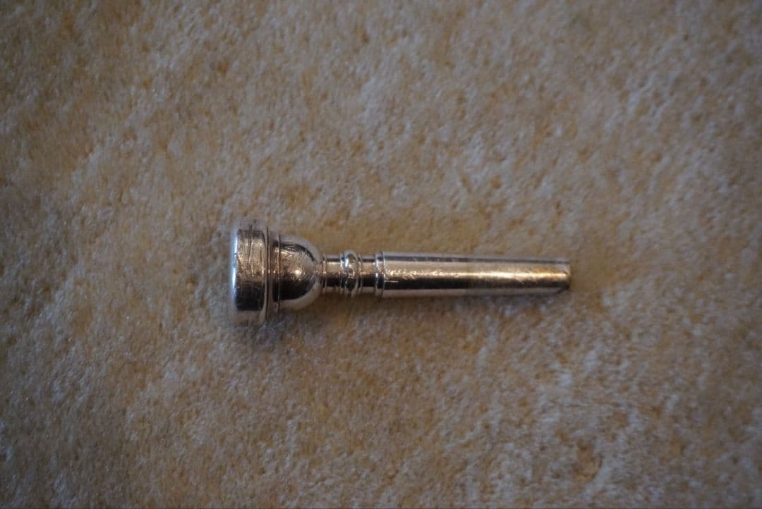 YAMAHAトランペット YTR-2320E 初心者オススメ 【メンテナンス済】