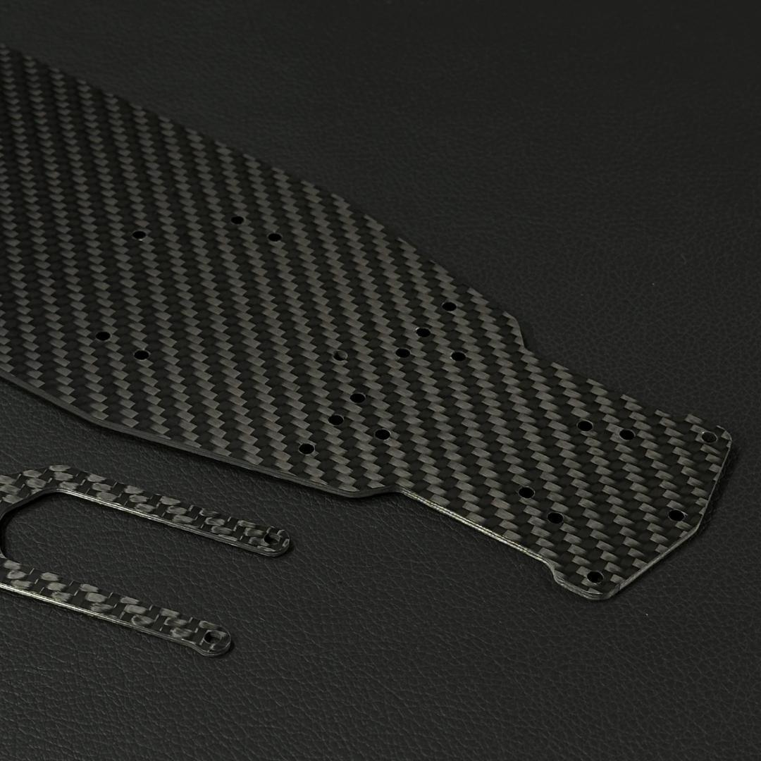 特注品 ヨコモ RD2.0 カーボンシャーシ 3.0mm + アッパ m2129