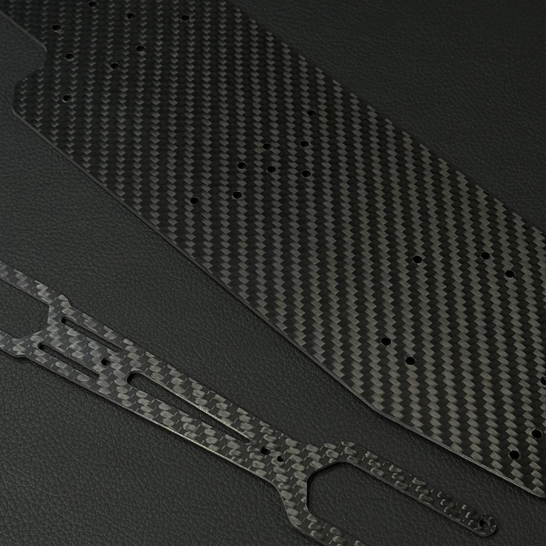 特注品 ヨコモ RD2.0 カーボンシャーシ 3.0mm + アッパ m2129