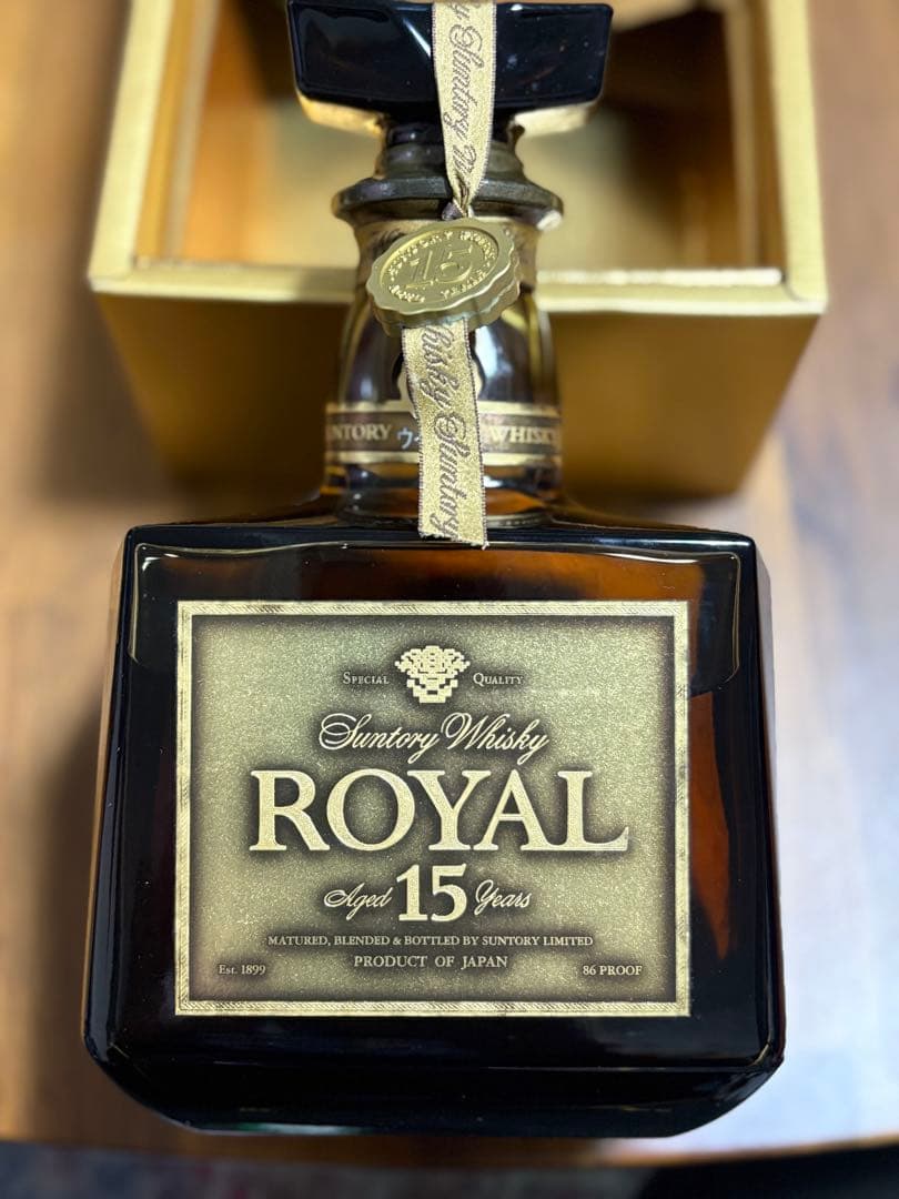 未開栓 サントリー ウイスキー ローヤル15年 ゴールドラベル 750ml