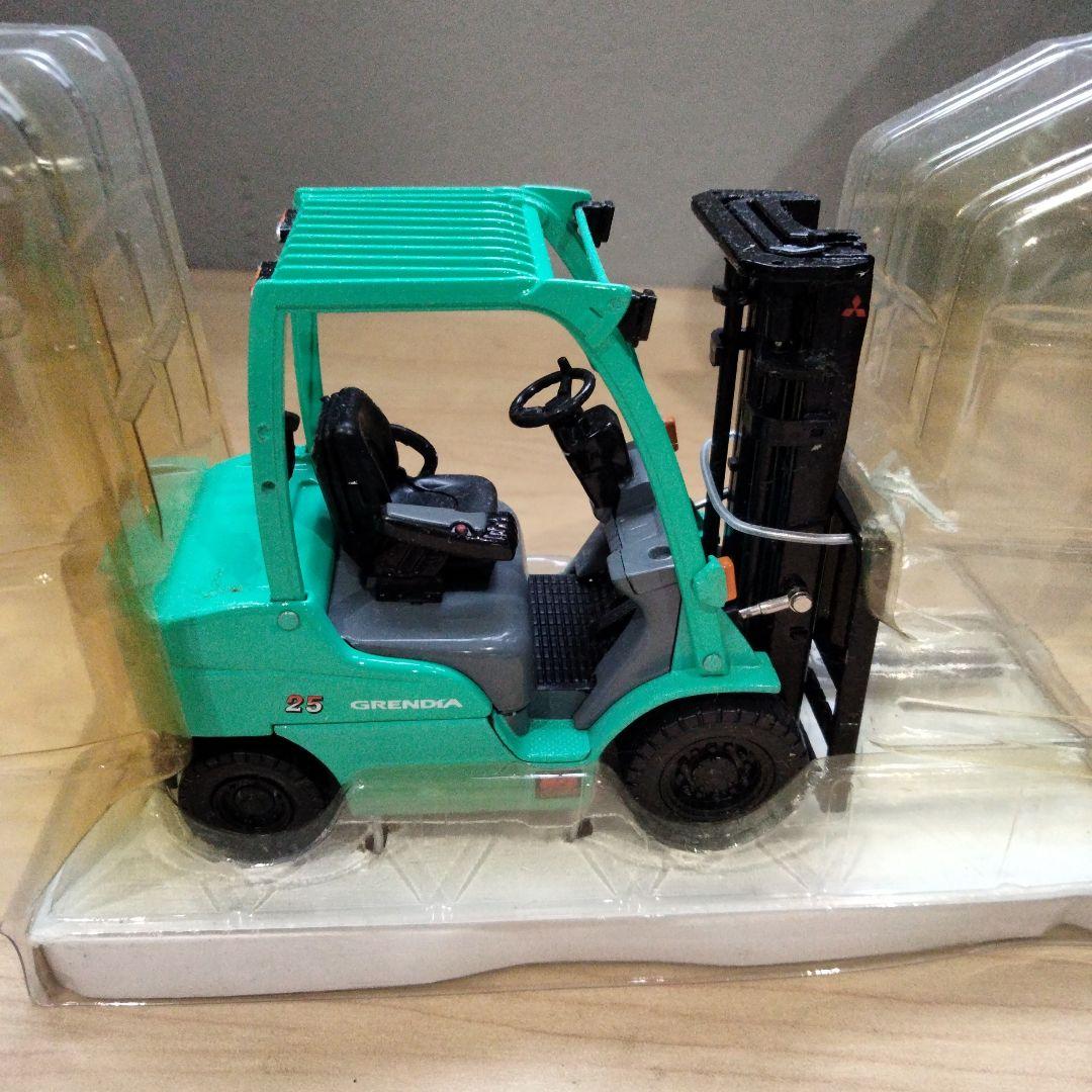 9 レア　三菱重工　フォークリフト　ミニカー　フィギュア　GRENDIA