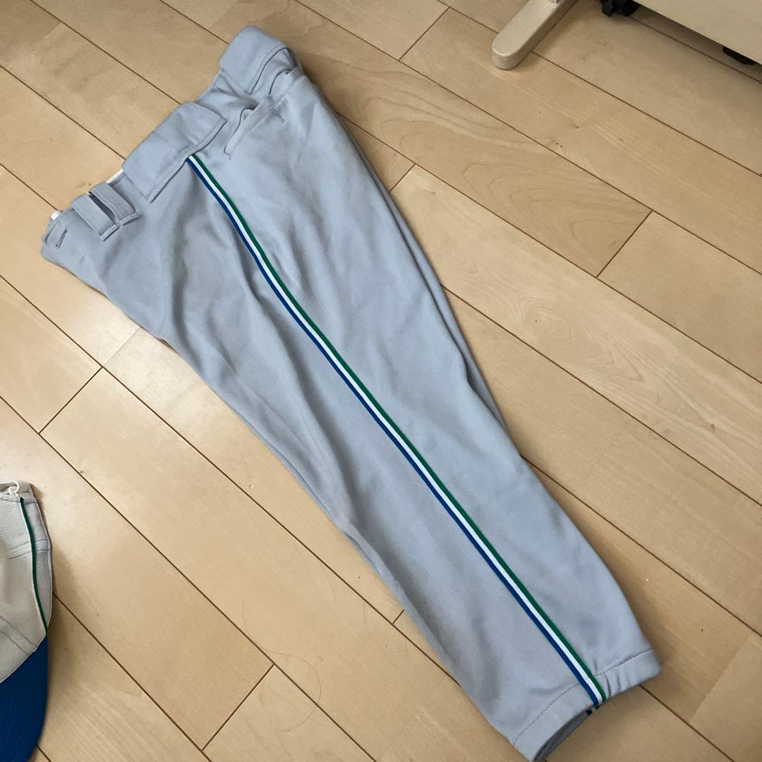 セガサミー　ユニフォームパンツ　グレー　ライン付き