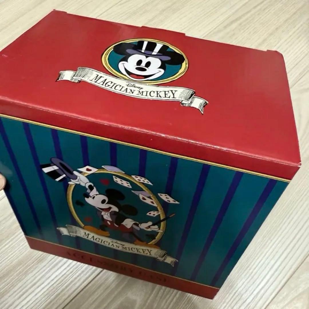 香港ディズニー　ミッキー　アクセサリーケース