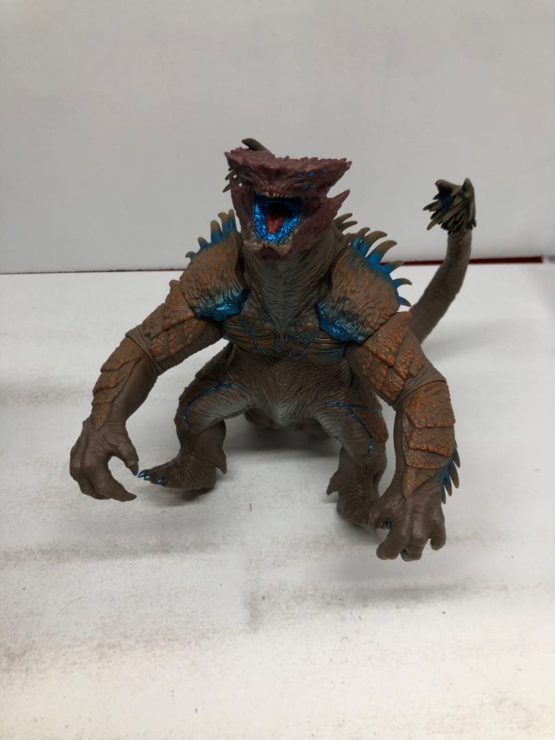 kny27048#57 パシフィック・リム ソフビ魂 3種セット 中古品