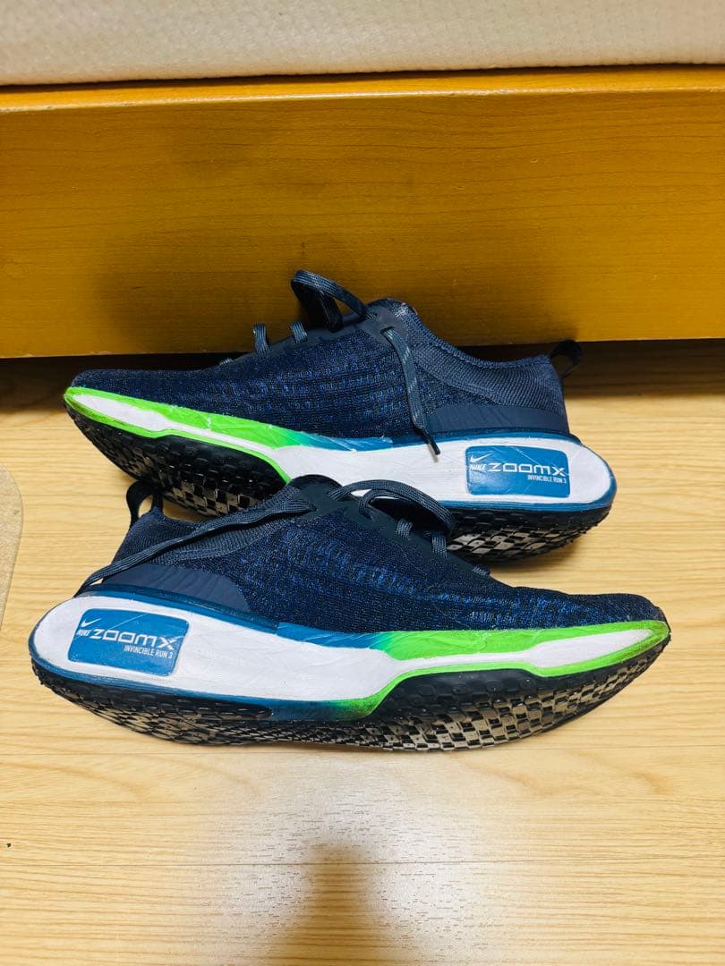 Nike ZoomX Invincible Run 3 24.5cm美品