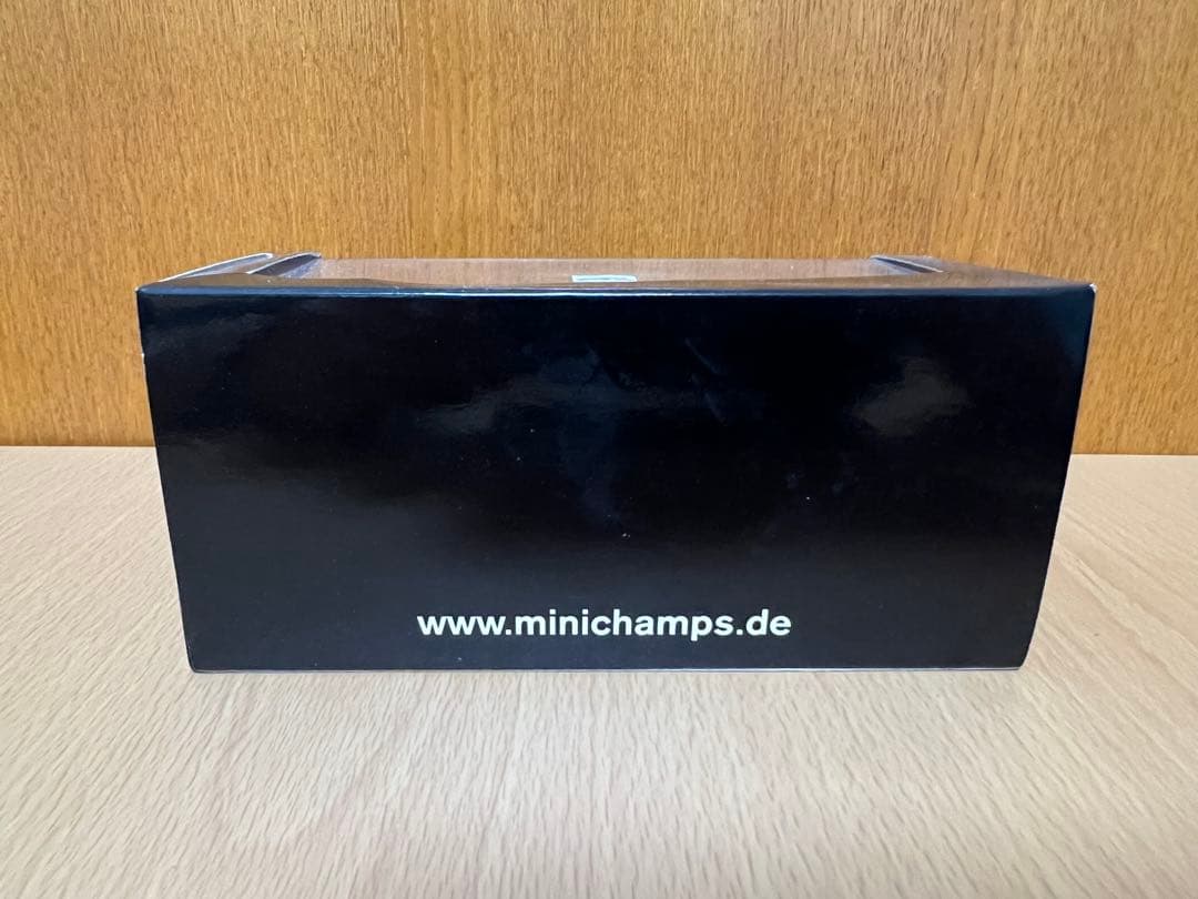 MINICHAMPS Audi TT Coupé レッド 限定1,008台